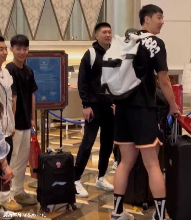 人人爽久久久噜噜噜电影