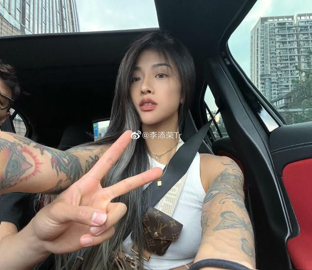 亚洲视频第一页