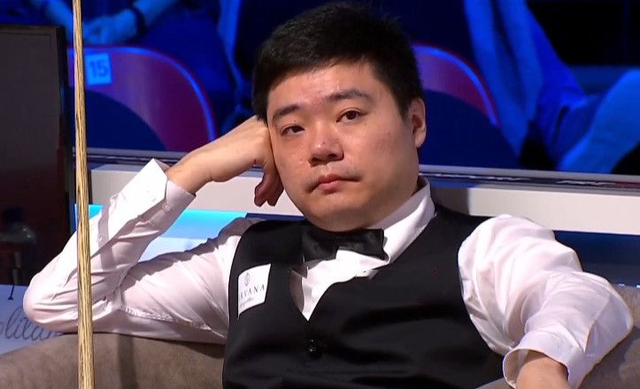 日本护士献身取精a播放