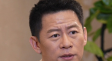 自拍网友自拍三级经典三级
